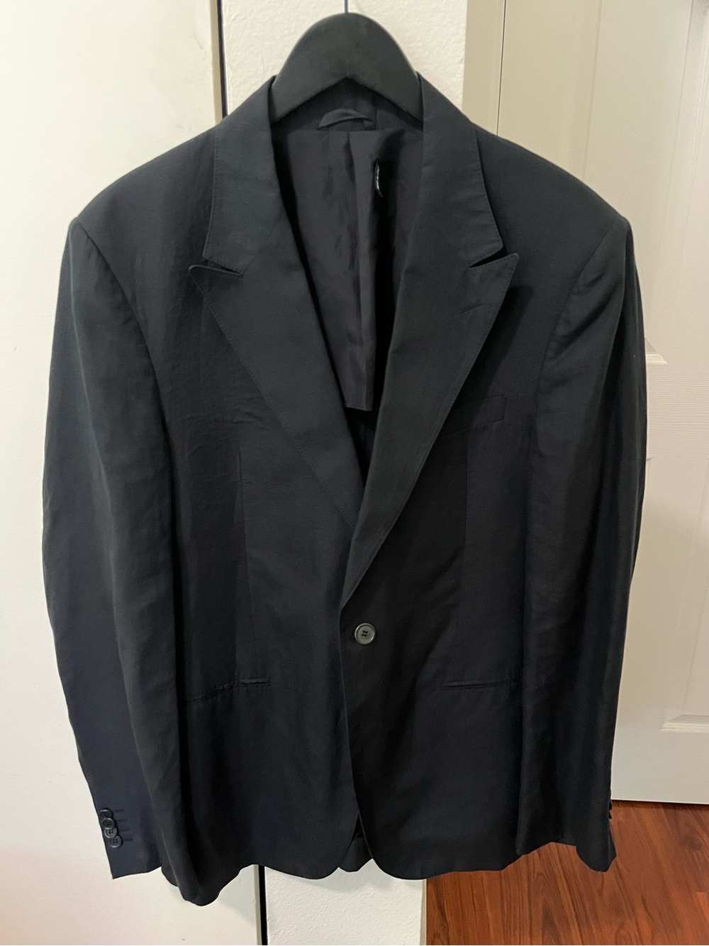 Giorgio Armani Men's Black Single-Button Lightweight Linen Blazer